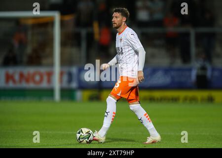 James Ehemann von Blackpool während des Carabao Cup Spiels Burton Albion gegen Blackpool im Pirelli Stadium, Burton upon Trent, Großbritannien, 13. August 2024 (Foto: Gareth Evans/News Images) Stockfoto