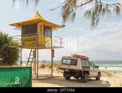 Rettungsstation, GOLD COAST, QUEENSLAND, AUSTRALIEN. Einrichtung am 11. August 2024 und bei Bedarf einsatzbereit. Stockfoto