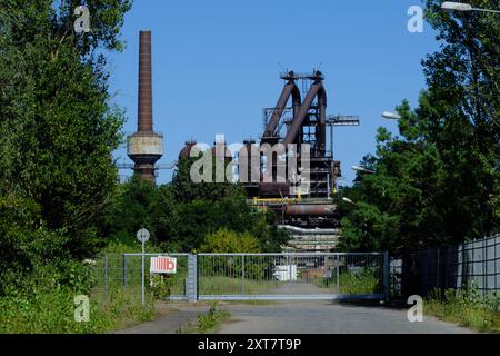 Blastöfen in Eisenhuttenstadt, 2024, wo neue Technologien Wasserstoff und direkte Reduktion die Produktion revolutionieren werden. Stockfoto