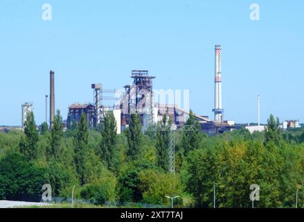 Blastöfen in Eisenhuttenstadt, 2024, wo neue Technologien Wasserstoff und direkte Reduktion die Produktion revolutionieren werden. Stockfoto