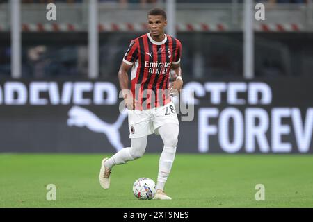 Mailand, Italien. August 2024. Malick Thiaw vom AC Milan während des Spiels Trofeo Silvio Berlusconi in Giuseppe Meazza, Mailand. Der Bildnachweis sollte lauten: Jonathan Moscrop/Sportimage Credit: Sportimage Ltd/Alamy Live News Stockfoto