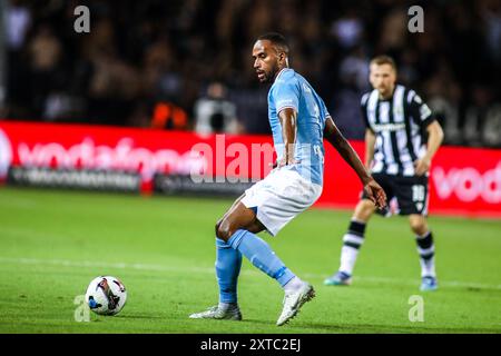 Thessaloniki, Griechenland. August 2024. Malmö's Isaac Kiese Thelin im dritten Qualifikationsspiel der Champions League zwischen PAOK FC und Malmö FF. Das Spiel endete 3-4 und Malmö fährt mit der nächsten Phase fort. (Kreditbild: © Giannis Papanikos/ZUMA Press Wire) NUR REDAKTIONELLE VERWENDUNG! Nicht für kommerzielle ZWECKE! Stockfoto