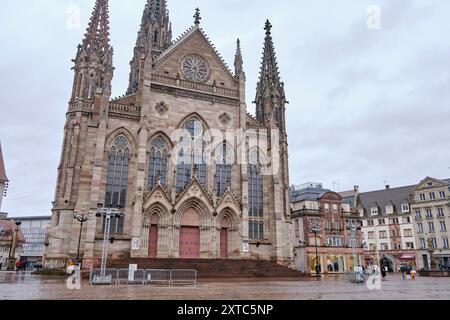 Elsass, Frankreich: Hauptplatz von Mulhouse mit historischen Häusern, Frankreich Stockfoto