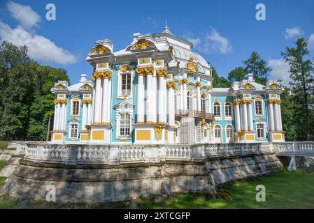 PUSCHKIN, RUSSLAND - 13. AUGUST 2024: Eremitage Pavillon an einem Sommertag. Zarskoje Selo. (Sankt Petersburg) Stockfoto