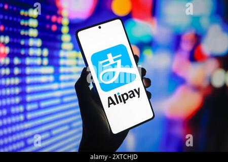 Paraguay. August 2024. In dieser Abbildung wird das Alipay-Logo auf einem Smartphone-Bildschirm angezeigt. (Foto von Jaque Silva/SOPA Images/SIPA USA) *** ausschließlich für redaktionelle Nachrichten *** Credit: SIPA USA/Alamy Live News Stockfoto