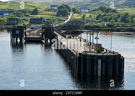 Colonsay Ferry Terminal und Pier in Scalasaig, betrieben von CalMac Ferries Stockfoto