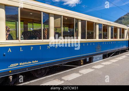 Alpine Classic Pullman Express auf der Route des Glacier Express, URI, Schweiz Stockfoto