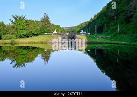 Schließen Sie die Tore im Crinan Basin am Crinan Canal Argyll Schottland ab Stockfoto