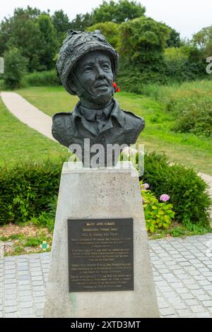 Major John Howard Gedenkstätte an der Pegasus Bridge Caen Canal, Bénouville bei Ouistreham, Normandie, Frankreich Stockfoto