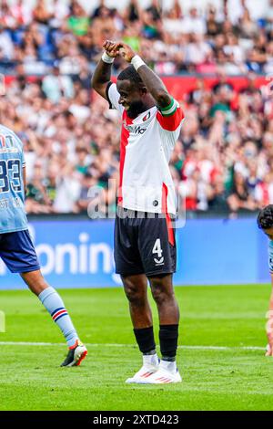 Rotterdam, Niederlande. August 2024. Rotterdam - {Personen} während des ersten Spiels der Eredivisie Saison 2024/2025. Das Eröffnungsspiel der Saison findet zwischen Feyenoord und Willem II im Stadion Feijenoord de Kuip am 10. August 2024 in Rotterdam, Niederlande, statt. Credit: Box to Box Pictures/Alamy Live News Stockfoto