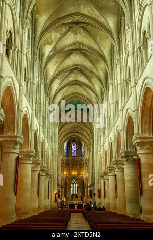 Der Petersdom in Lisieux ist die Pfarrkirche St. Thérèse Stockfoto