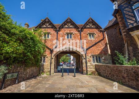 Das Malvern Priory Gatehouse in Great Malvern, Worcestershire, England Stockfoto