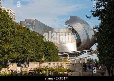 Das Jay Pritzker Pavilion Modern Architecture Building im Millenium Park, Chicago, Illinois, USA Stockfoto