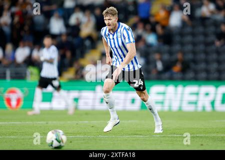 Michael Smith, der am Mittwoch in Sheffield beim Spiel der ersten Runde des Carabao Cup im MKM Stadium in Hull spielte. Bilddatum: Mittwoch, 14. August 2024. Stockfoto