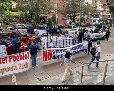 ELEKTROARBEITER MÄRZ Quito, Mittwoch, 14. August 2024 Elektroarbeiter sitzen im Energieministerium, gegen die Privatisierung des Sektors Fotos API API Quito Pichincha Ecuador POL ELEKTROARBEITER MÄRZ 7c5aa42ba88a258c755e0354b3f3f3f3fdde Copyright: XAPIx Stockfoto