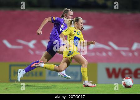 Wien, Österreich. August 2024. Wien, Österreich, 14. August 2024: Lara Hocherl (30 erster Wiener FC) in einem Fußrennen Virginia Kirchberger (13 Österreich Wien) gegen Admiral Frauen Bundesliga Wien gegen Österreich Wien Tom Seiss/SPP (Tom Seiss/SPP) Credit: SPP Sport Pressefoto. /Alamy Live News Stockfoto