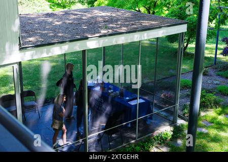 Das Gropius House - Lincoln, MA - das historische Neuengland. Die Vorhalle des Bauhauses inspirierte während einer Mitgliederreise zu Hause. Stockfoto