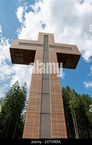 Das Veitsch Pilgerkreuz. Das Pilgerkreuz des Ölbergs Veitsch. (Pilgerkreuz am Veitscher Ölberg). Sankt Barbara im Mürztal. Österreich. Stockfoto