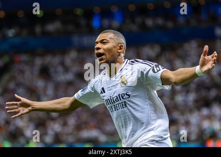 Kylian Mbappe von Real feiert ein Tor beim Endspiel des UEFA Super Cup 2024 zwischen Real Madrid und Atalanta im PGE Narodowy-Stadion in Warschau, Polen. Stockfoto