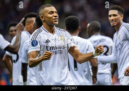 Kylian Mbappe von Real feiert ein Tor beim Endspiel des UEFA Super Cup 2024 zwischen Real Madrid und Atalanta im PGE Narodowy-Stadion in Warschau, Polen. Stockfoto