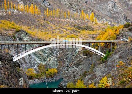 State Highway 94 Bridge über den Kawarau River - Neuseeland Stockfoto