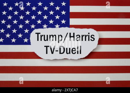 Schriftzug auf USA-Fahne mit Trump Harris und TV-Duell Schriftzug auf USA-Fahne mit Trump Harris und TV-Duell, 15.08.2024, Borkwalde, Brandenburg, auf einem Sternenbanner liegt der Schriftzug Trump Harris und TV-Duell. *** Schriftzug auf US-Flagge mit Trump Harris und TV-Duell-Schriftzug auf US-Flagge mit Trump Harris und TV-Duell, 15 08 2024, Borkwalde, Brandenburg, auf einem Sternbanner liegt der Schriftzug Trump Harris und TV-Duell Stockfoto