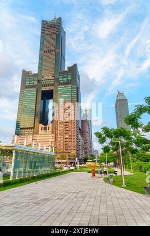 Wunderschöner Blick auf den 85 Sky Tower in Kaohsiung, Taiwan Stockfoto