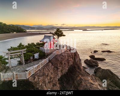 Kochi, Japan am Watatsumi-Schrein (Palast des Drachenkönigs) am Morgen. Stockfoto