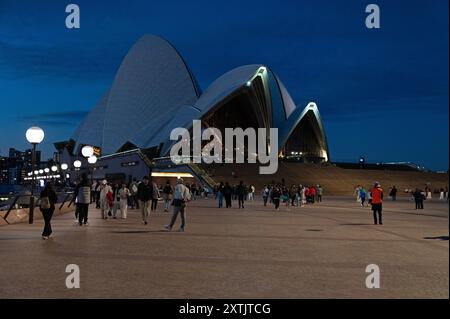 Eines der Wahrzeichen Sydneys ist das Opernhaus in Sydney, New South Wales (NSW), Australien. Stockfoto