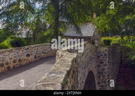 Huntly Castle ist eine Burgruine nördlich von Huntly in Aberdeenshire, Schottland, wo die Flüsse Deveron und Bogie aufeinander treffen. Stockfoto