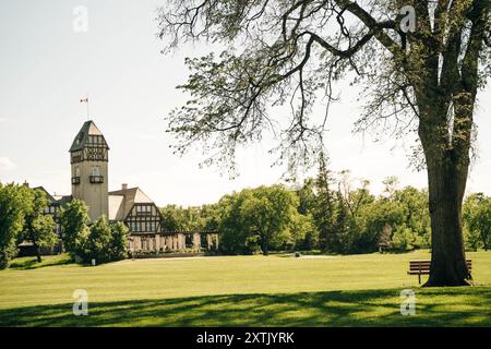 Winnipeg, Manitoba, Kanada - Oktober 2022 der Pavilion WAG im Assiniboine Park. Hochwertiges Foto Stockfoto