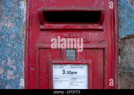 Telefonzelle in den General Stores, Mathry, Northern Pembrokeshire, Wales Stockfoto