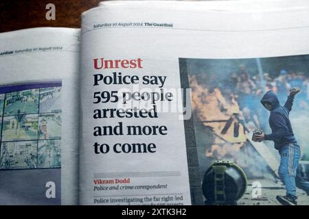 "Unrest Police sagt, dass 595 Menschen verhaftet werden und noch mehr kommen werden" Guardian-Zeitung titelt rechtsextreme Unruhen artikel 10 August 2024 London England Großbritannien Stockfoto