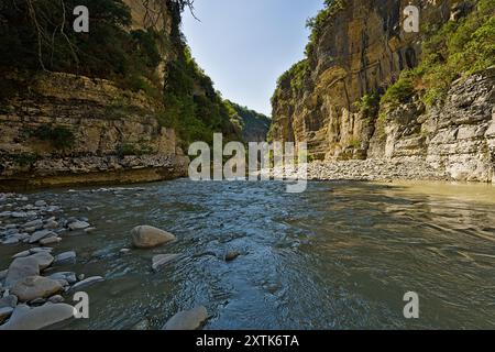 Osumi Canyon in Albanien am River Lever Stockfoto