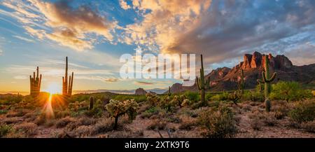 Superstition Mountains, Arizona. Stockfoto