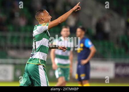 Graham Burke der Shamrock Rovers feiert das dritte Tor ihrer Mannschaft in der dritten Qualifikationsrunde der Europa League, das zweite Leg im Tallaght Stadium, Dublin. Bilddatum: Donnerstag, 15. August 2024. Stockfoto