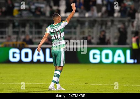 Graham Burke der Shamrock Rovers feiert das dritte Tor ihrer Mannschaft in der dritten Qualifikationsrunde der Europa League, das zweite Leg im Tallaght Stadium, Dublin. Bilddatum: Donnerstag, 15. August 2024. Stockfoto