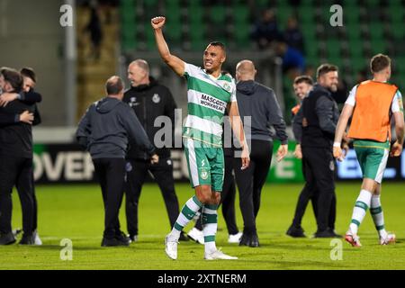 Graham Burke der Shamrock Rovers feiert den Sieg in der dritten Qualifikationsrunde der Europa League, das zweite Leg im Tallaght Stadium, Dublin. Bilddatum: Donnerstag, 15. August 2024. Stockfoto