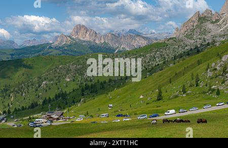 Wunderschöne Bergkette am Giau Pass, Dolomiten Italien Stockfoto