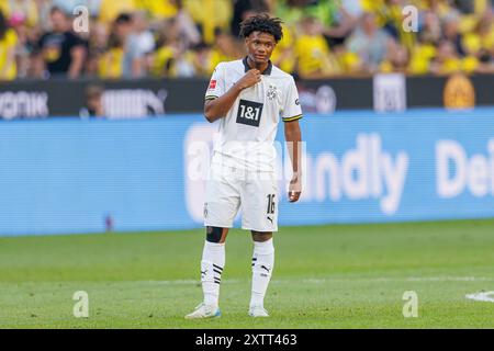 Dortmund, Deutschland. August 2024. firo: 10.08.2024, Fußball, 1. Liga, 1. Bundesliga, Saison 2024/2025, Freundschaftsspiel Borussia Dortmund - Aston Villa Julien Duranville (Borussia Dortmund) ganze Figur, Credit: dpa/Alamy Live News Stockfoto