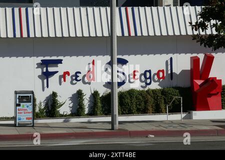 Los Angeles, Kalifornien, USA 15. August 2024 Fred Segal Store, jetzt geschlossen am Sunset Blvd am 15. August 2024 in Los Angeles, Kalifornien, USA. Foto: Barry King/Alamy Stock Photo Stockfoto