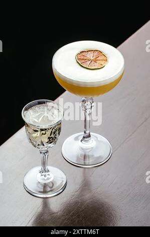 Klassischer Pornstar-Martini-Cocktail. Leistenmenü Stockfoto