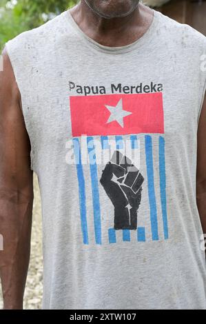 PAPUA-NEUGUINEA, Madang, Flüchtlinge aus der indonesischen Provinz Papua Barat, West-Papua, Symbol der Organisasi Papua Merdeka, Freie West-Papua-Kampagne, Merdeka bedeutet Freiheit, West-Papua wurde von Indonesien nach dem Ende des niederländischen Kolonialismus besetzt Stockfoto