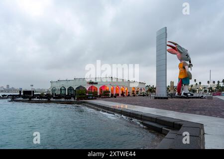 Die Al Mourjan Restaurants an der Corniche Waterfront Stockfoto