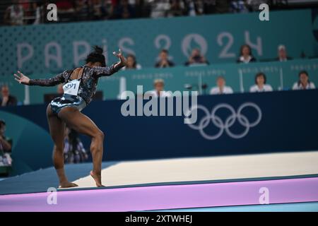 PARIS, FRANKREICH-28. Juli 2024: Simone Biles aus den USA während der Qualifikation der Frauen im Kunstturnen bei den Olympischen Spielen Paris 2024 in der Bercy Arena Stockfoto