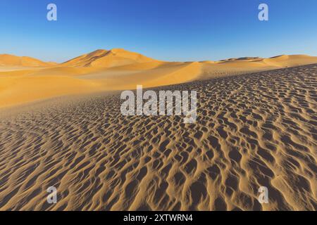 Rub al-Shali, die größte Wüste der Welt im Oman, Rub al-Chali, leeres Viertel nea, Salalah, Dhofar Governorate, Oman, Asien Stockfoto