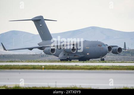 KONYA, TURKIYE - 9. MAI 2023: Boeing C-17A Globemaster III (F-238-UE-3) der United Arab Emirates im Flughafen Konya während des Anatolian Eagl Stockfoto