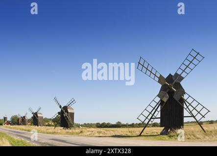 Alte Windmühlen auf der Insel Oeland, Schweden, Europa Stockfoto