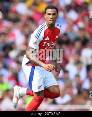 London, Großbritannien. August 2024 - Arsenal gegen Olympique Lyonnais - Emirates Cup - Emirates Stadium. Arsenals Gabriel in Aktion. Bildnachweis: Mark Pain / Alamy Live News Stockfoto
