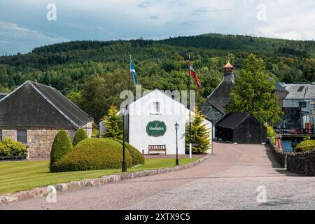 Der Malt Whisky Trail liegt im Herzen von Speyside im Nordosten Schottlands und führt zu mehreren weltweit berühmten Destillerien und einer Cooperage. Stockfoto